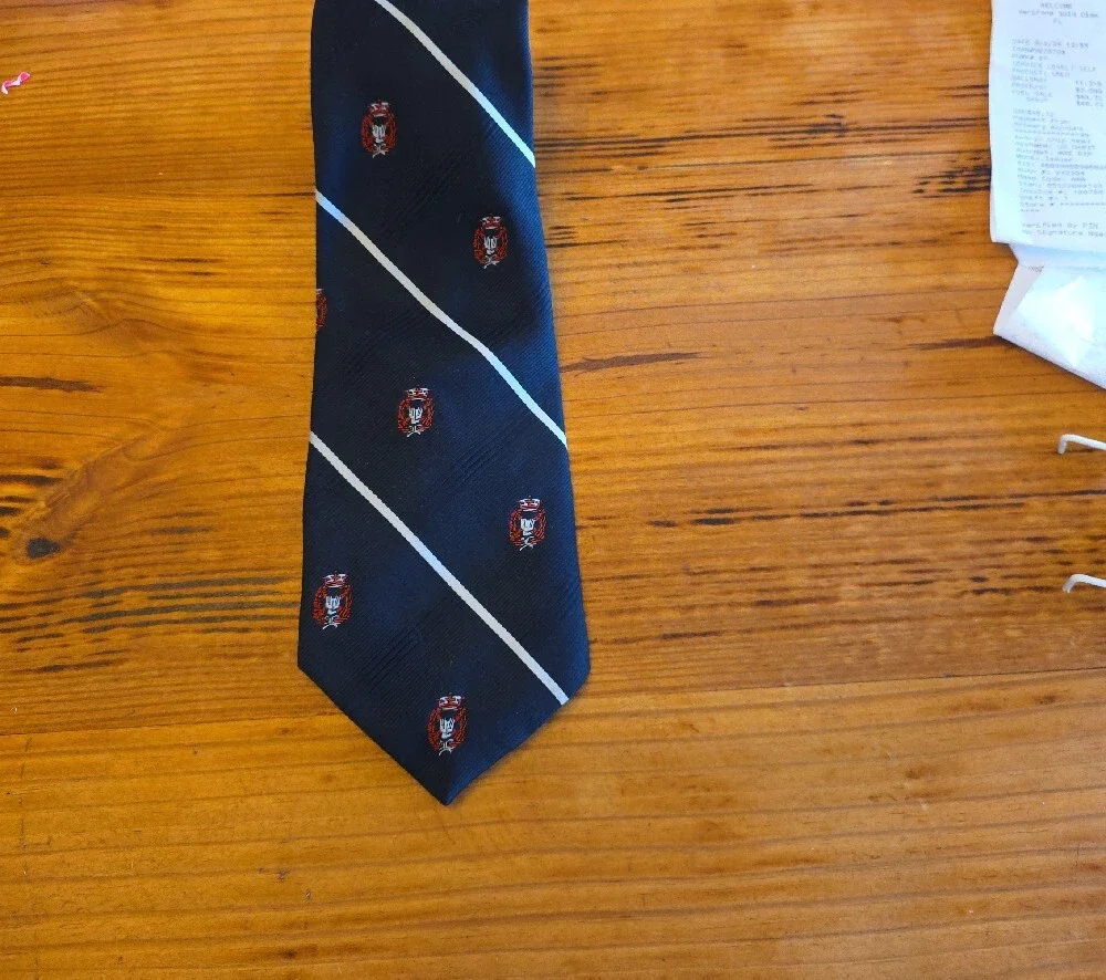 Classic Navy Crest Stripe Men's Tie - Navy with Red Crest 1970 And 80 Vintage